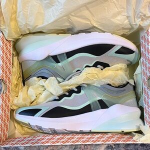 Fabletics Women's Sneakers in Black and Mint